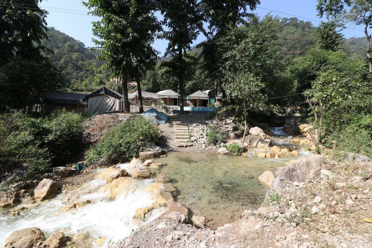 Oyo 23439 Tapovan Heights Camp & Resort Narendra Nagar Екстериор снимка